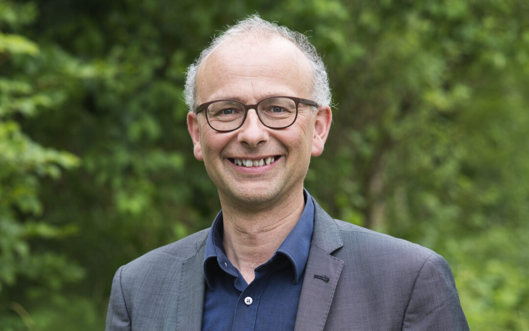 La risposta alla domanda “Cosa e come si costruisce?” è decisiva per la qualità di vita. Intervista con Michael Töngi.